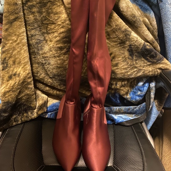 Torrid Over The Knee Heel Boot (WW) Size 11 - Picture 4 of 10